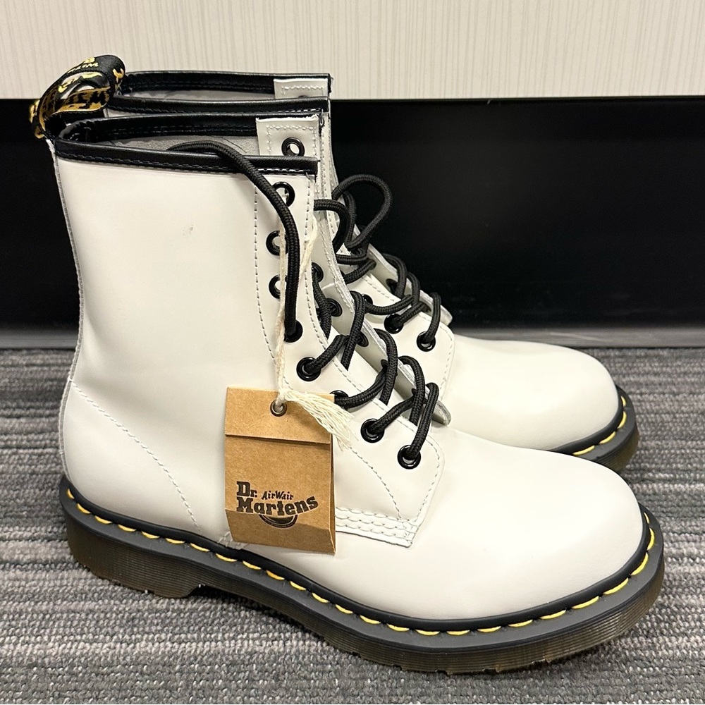 Dr. Martens White Leather Lace-Up Combat Boots with Black Laces - Picture 2 of 6